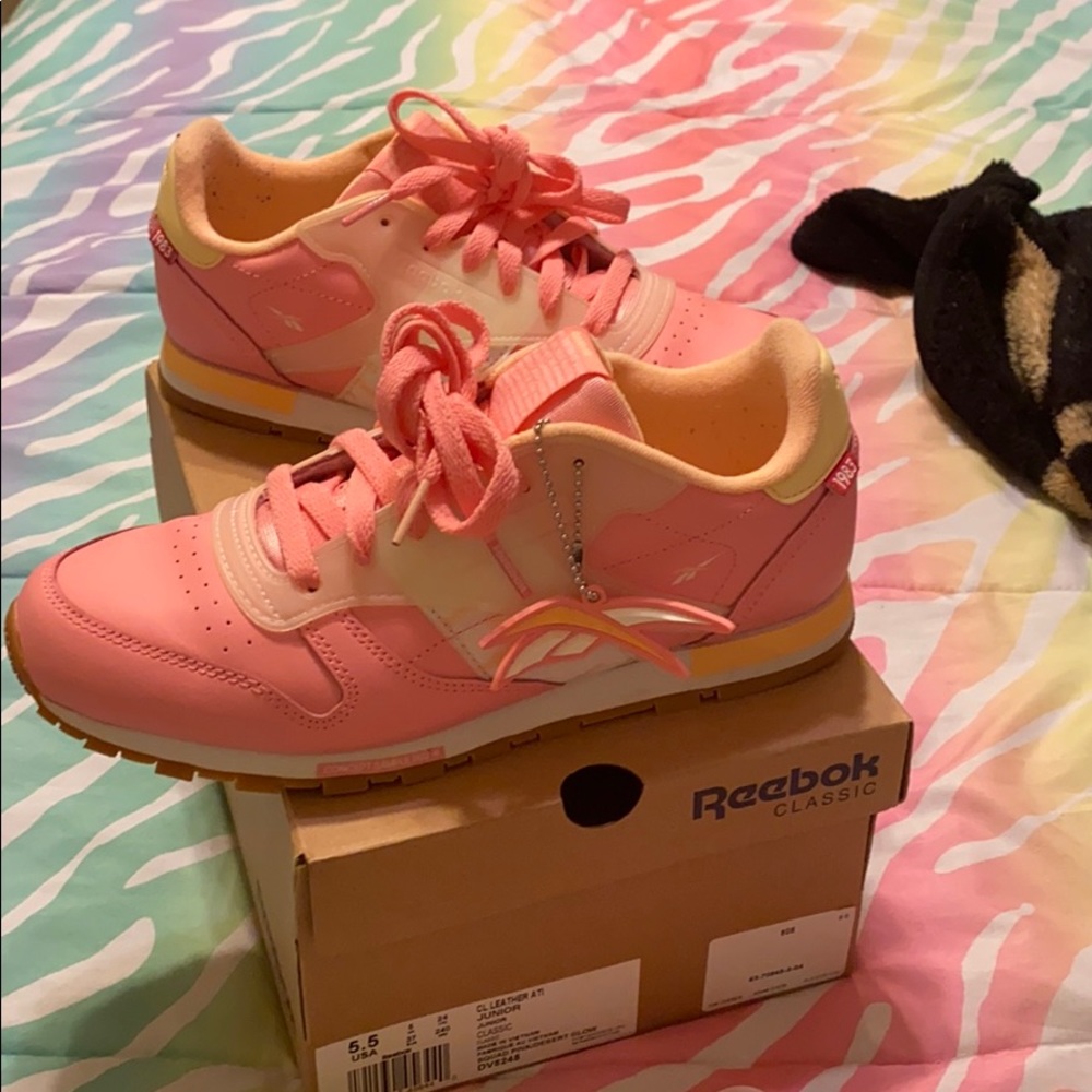 Reebok classic shoes